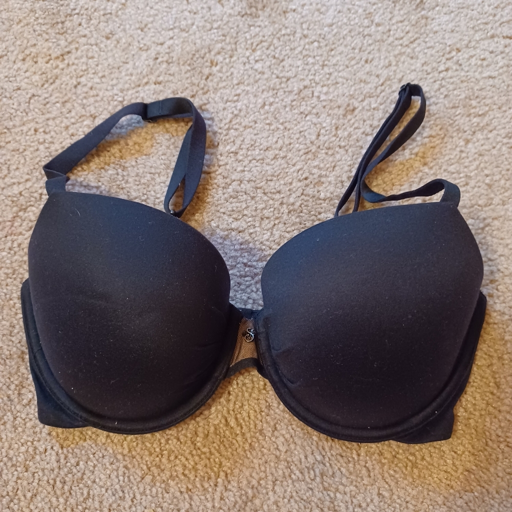 NWOT Victoria's Secret Bra